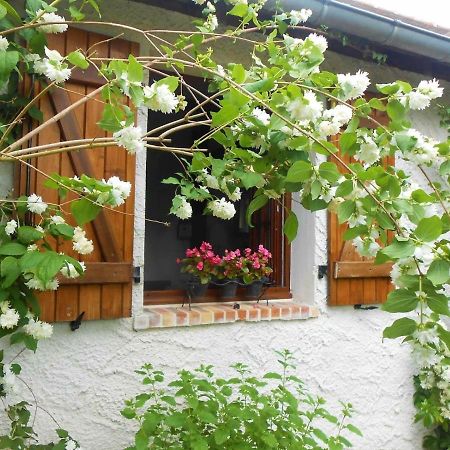 ช็องบร์ โดต โอ มาร์กริต Villa Sainte-Genevieve-les-Gasny ภายนอก รูปภาพ